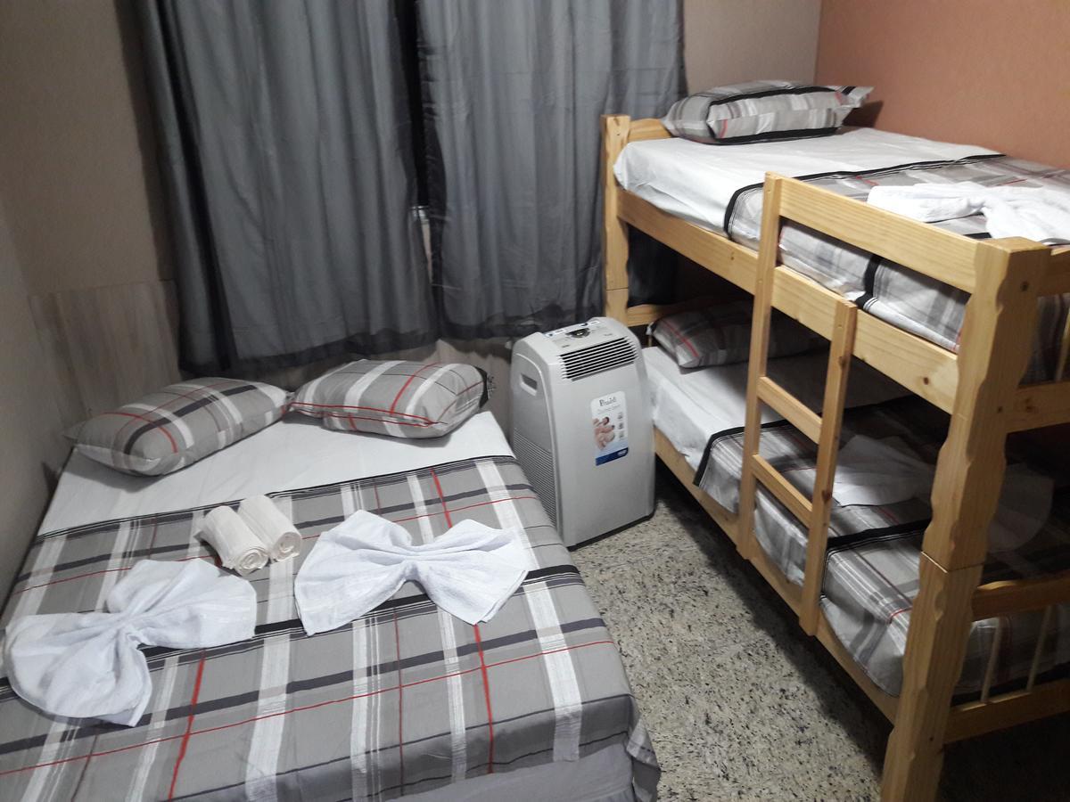 Hostel Falcao-Suites Privativas Com Ar Condicionado Rio das Ostras Exterior photo